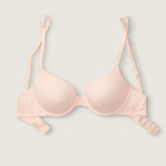 NEW Victoria’s Secret T-shirt Bra - Picture 2 of 4